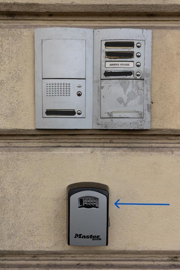 50Mt Dalle Mura+Parcheggio*Appartamento Tipico* لوكا المظهر الخارجي الصورة